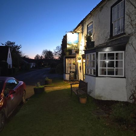 The White Hart Inn Tetford Екстер'єр фото